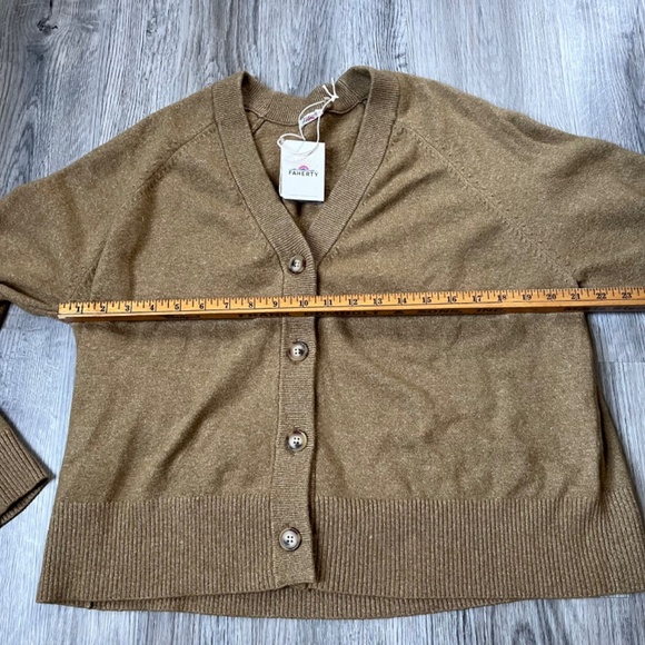 Faherty - Jackson Cardigan - Antique Bronze, L NWT - Picture 6 of 7
